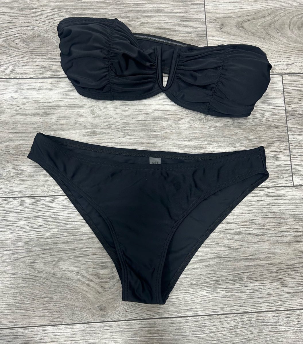 Black Lace Bra & Briefs Lingerie Set – Size M – Brand New