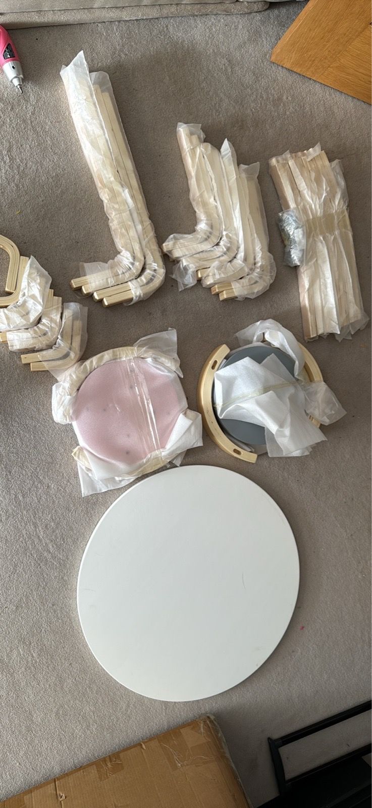 🚨 BNWT Costway Curved Back x4 Chairs & Table Set Children’s RRP £165