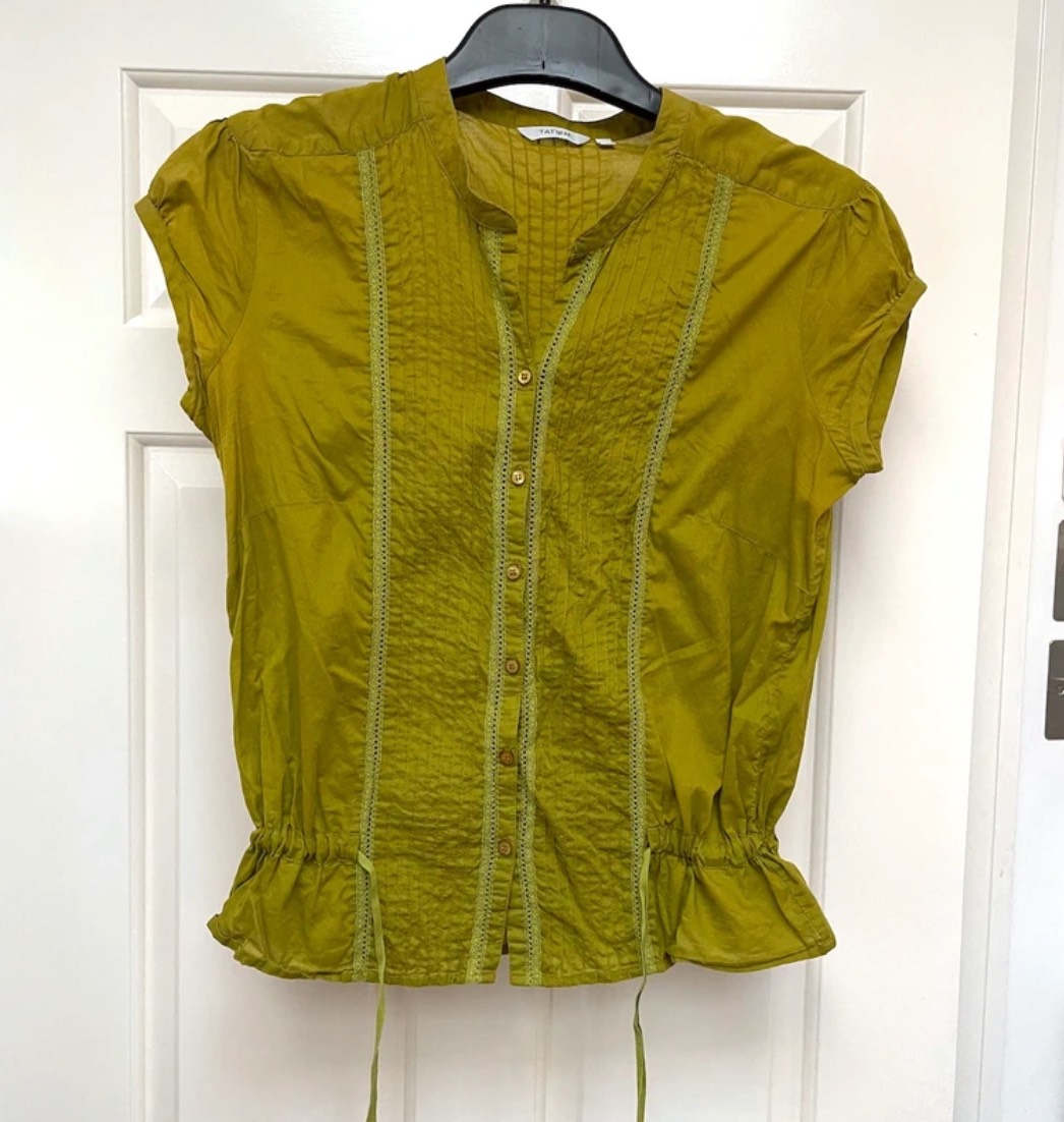 Tatuum green blouse size 40 (12)