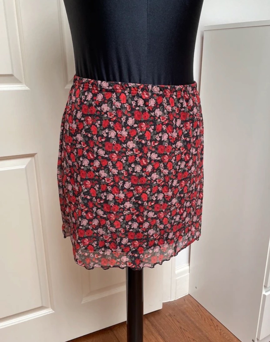Shein Floral Mini skirt, size L