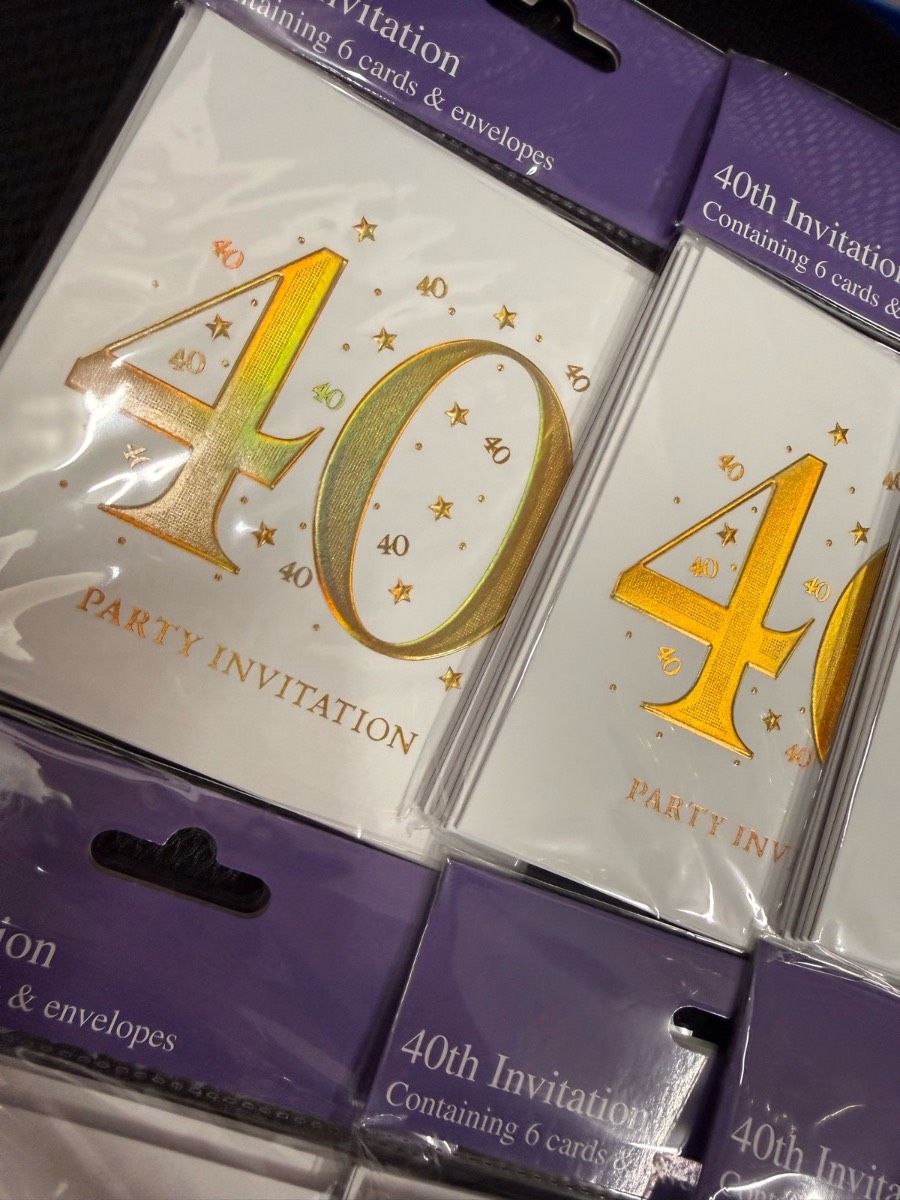 6 packs of 40th birthday invitations - brand new