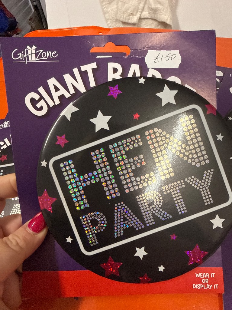 Joblot of giant hen party badges x6 in total
