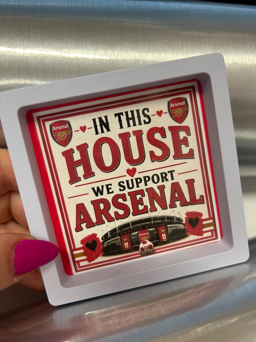 In this house we support arsenal mini frame