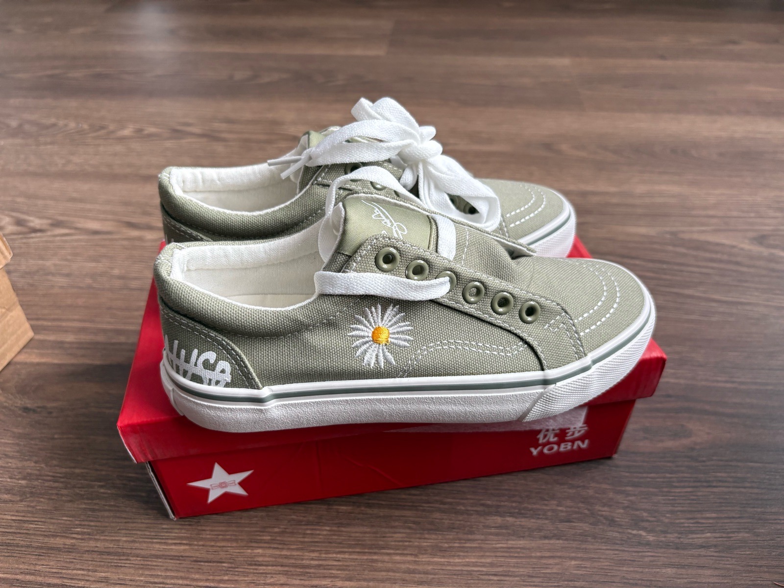 Sage canvas low trainer uk size 3
