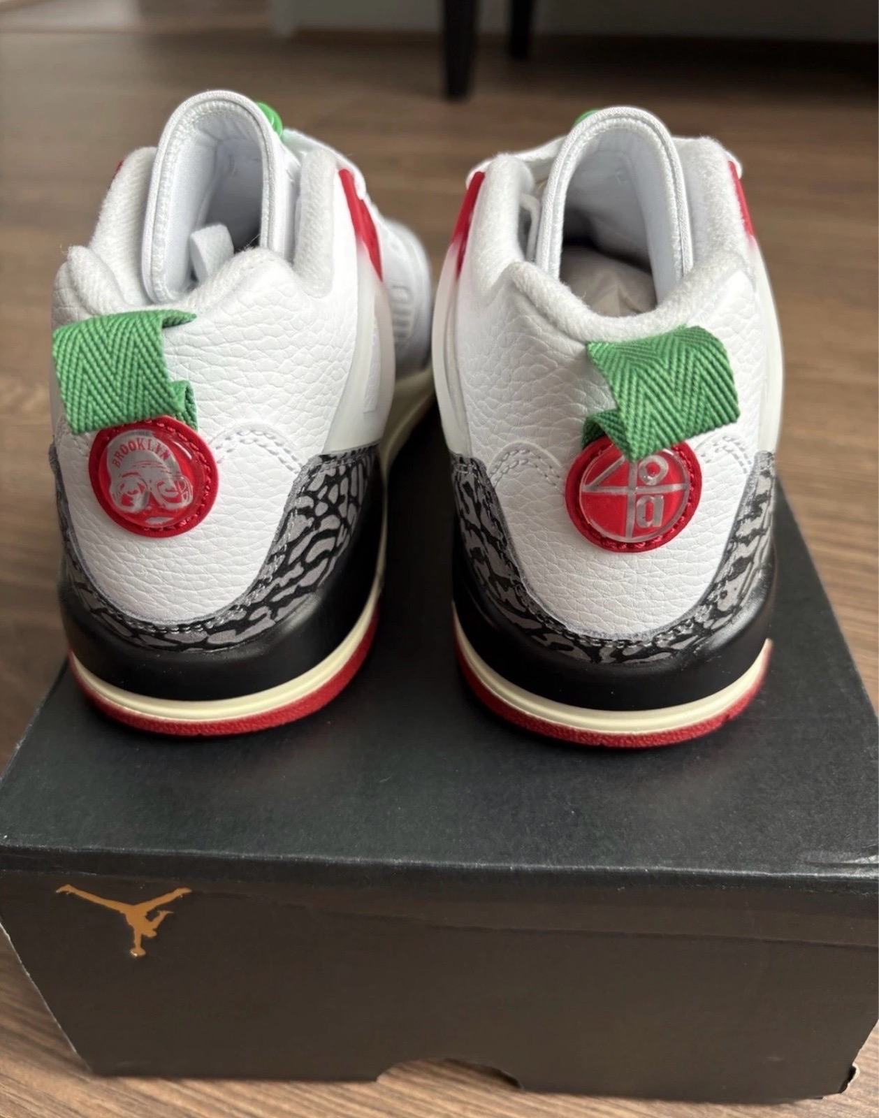 Jordan Spizike Low (GS) uk size 5