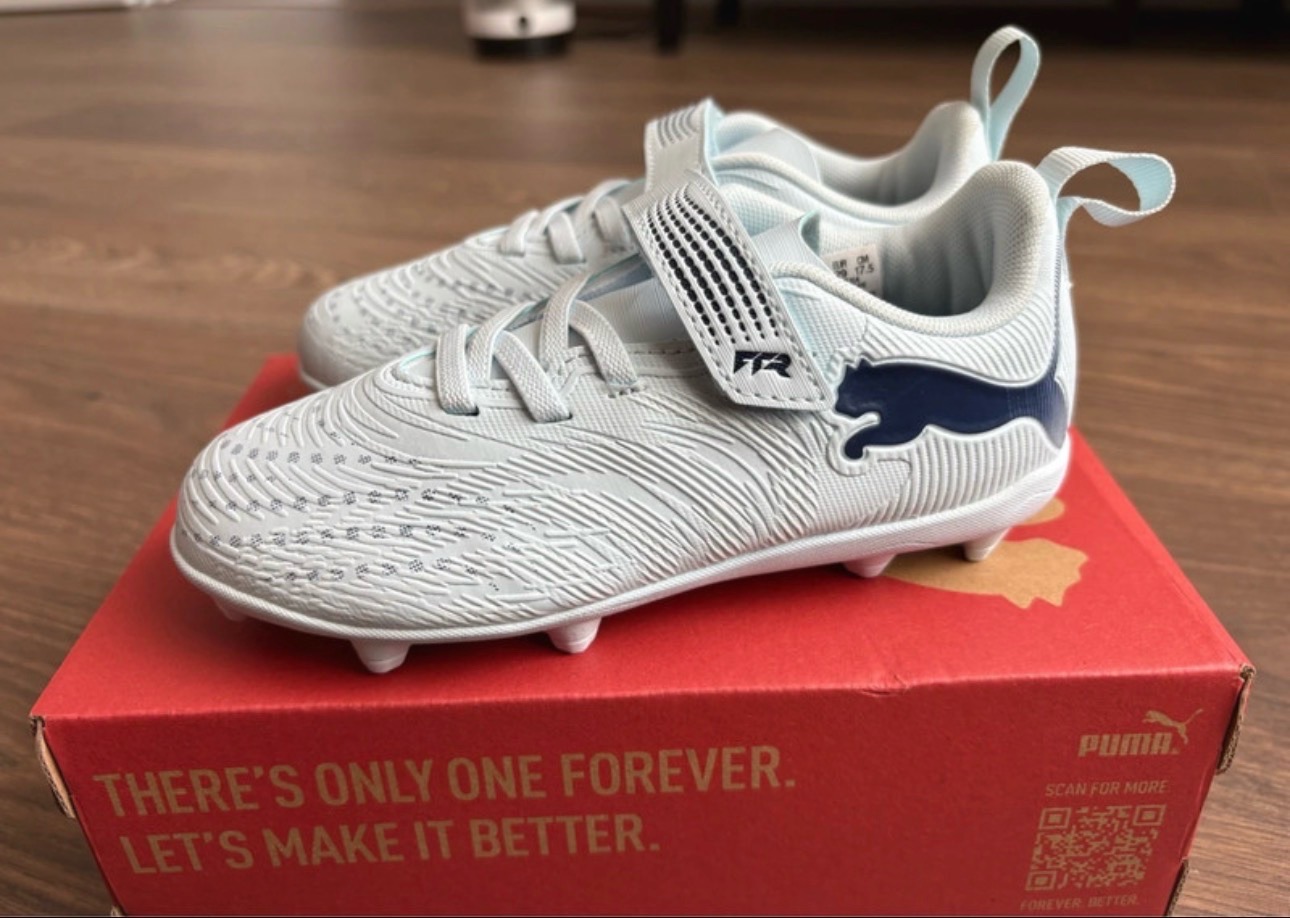 Puma future 9 play v FG/MG football boots UK Size 11k