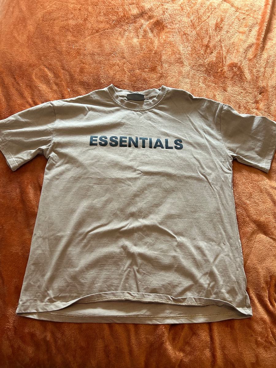 Essentials T-shirt