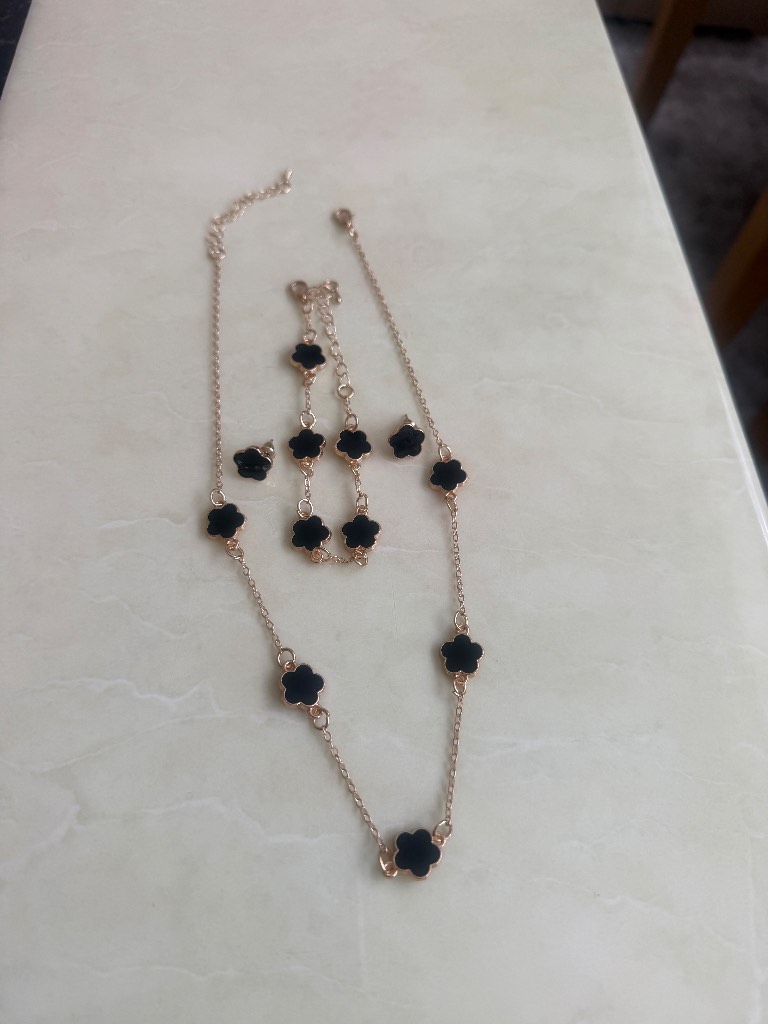Leaf necklace bracelet and earrings set