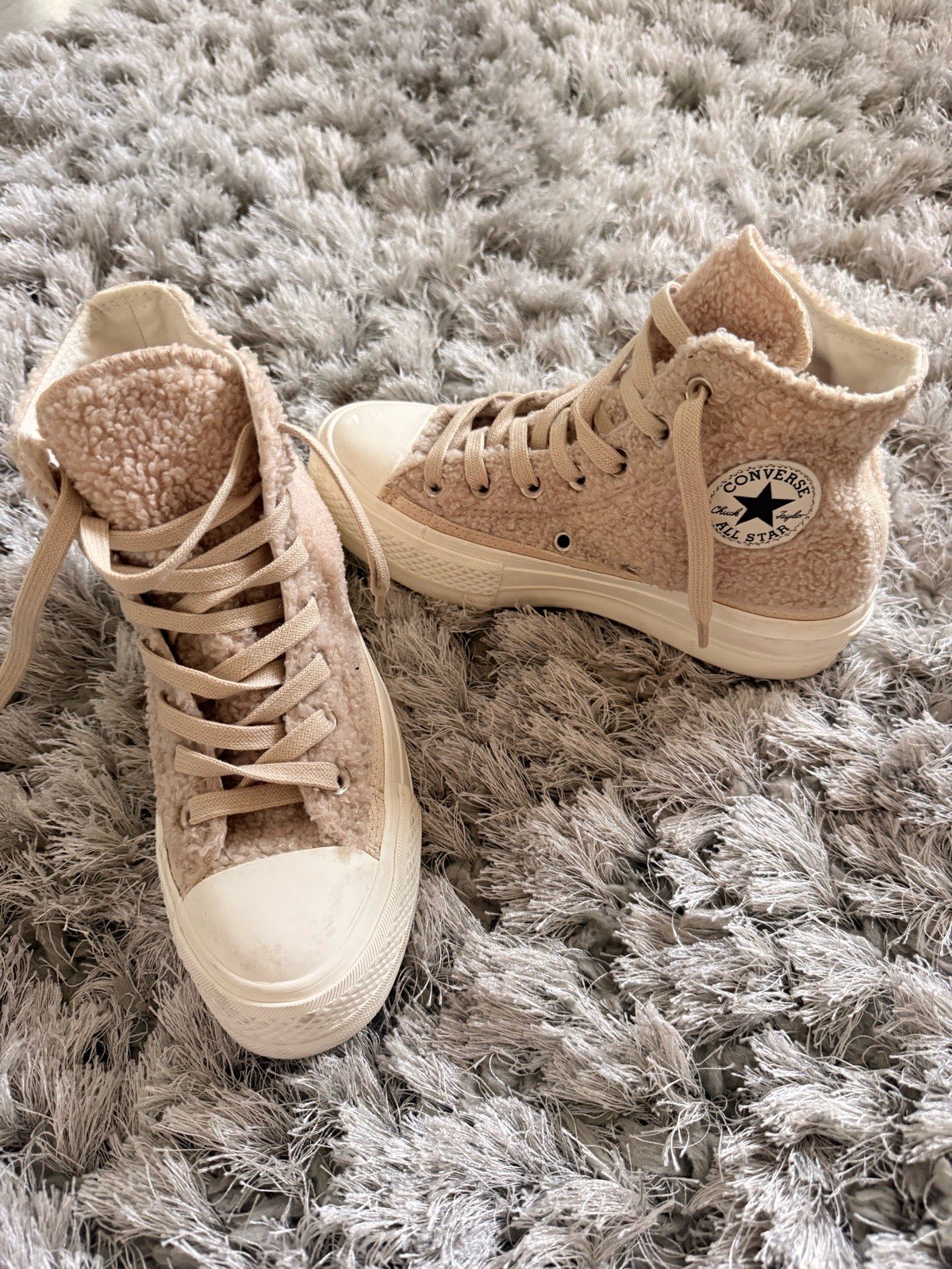 Converse all star high tops size 3