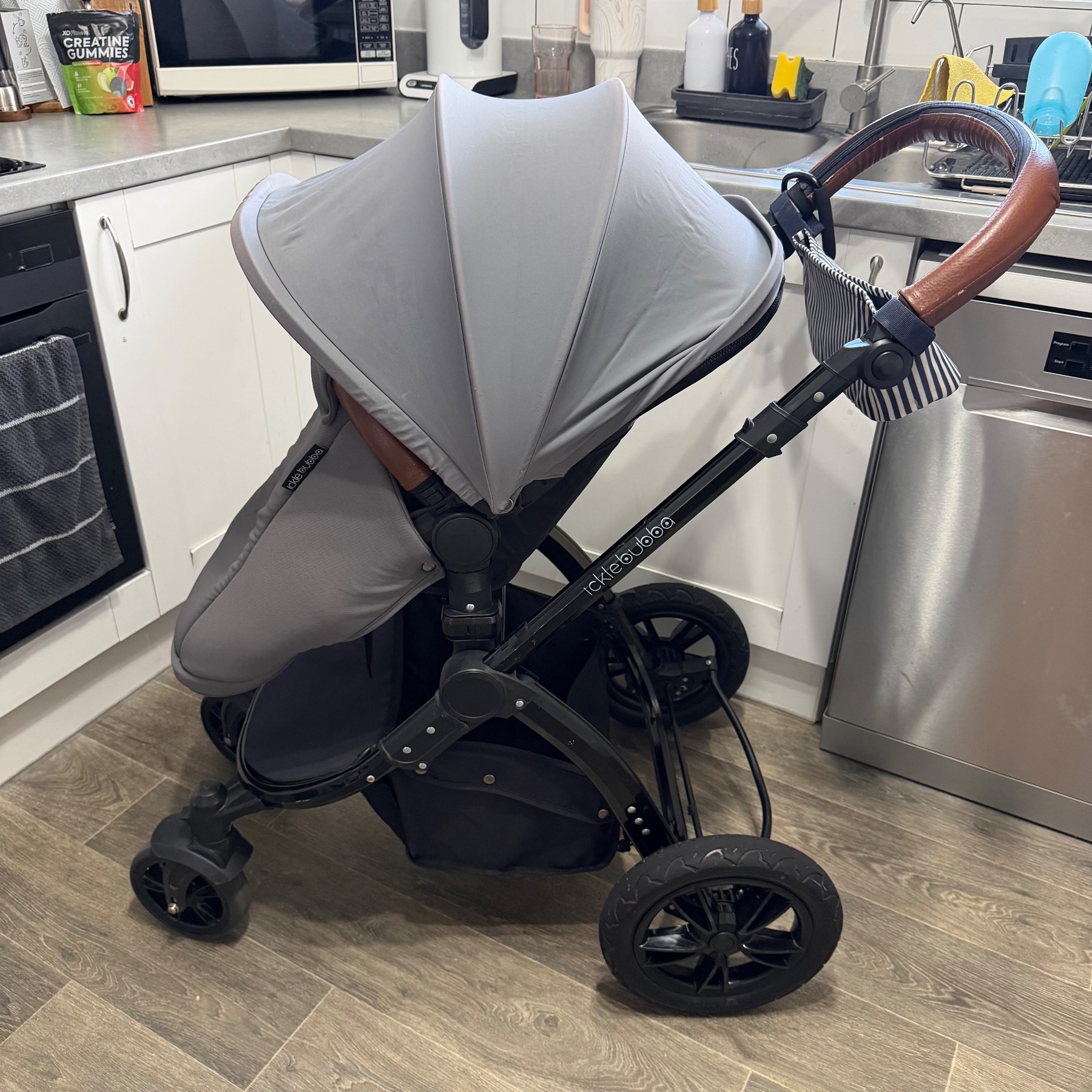 Ickle Bubba Stomp V3 Pushchair Pram Grey Rain Cover Bag - frame repaired