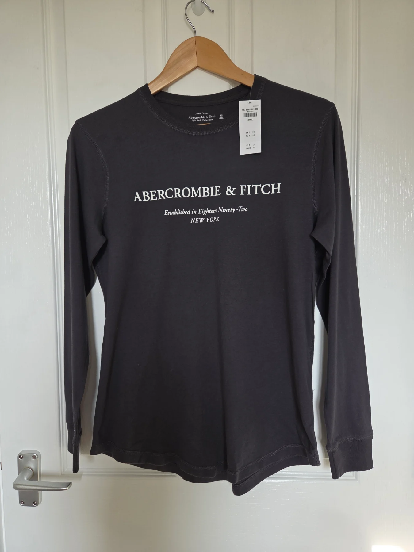 Abercrombie and fitch top