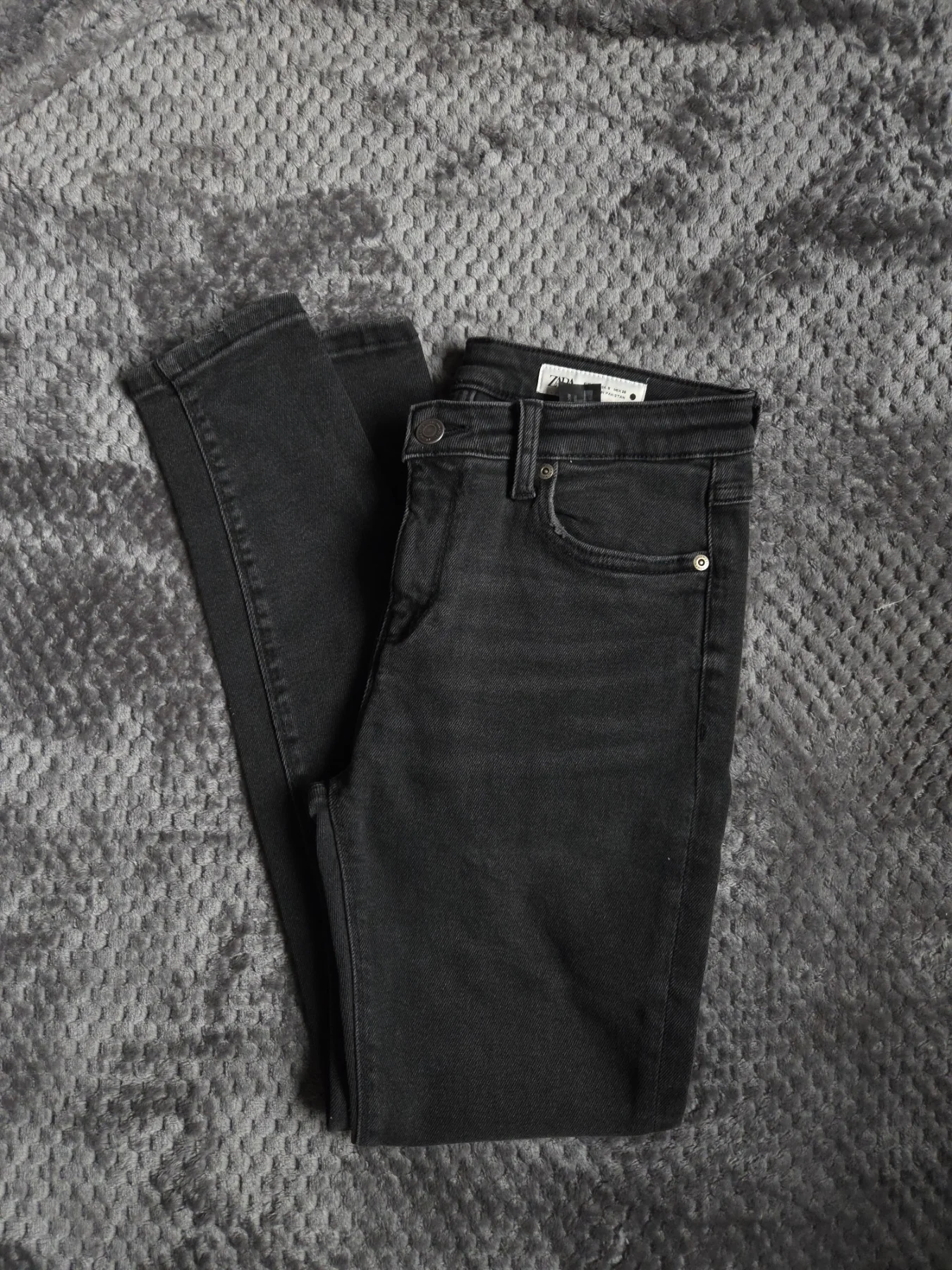 Zara black jeans. new without tags