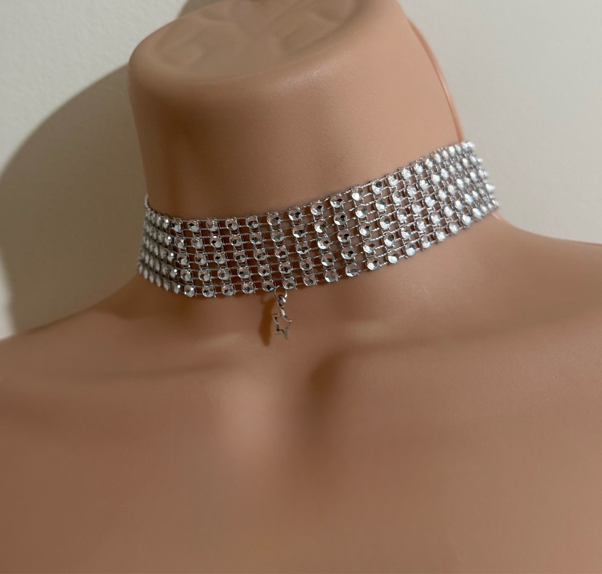 Fashion Jewellery ladies girls lightweight rhinestones effect finish star shaped pendant choker