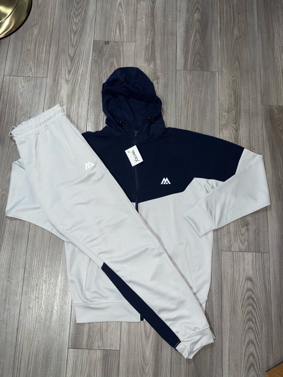 Mntrx men’s reflective tracksuit size L .