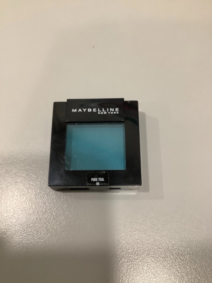 Maybelline color sensational eyeshadow - # 95 pure teal