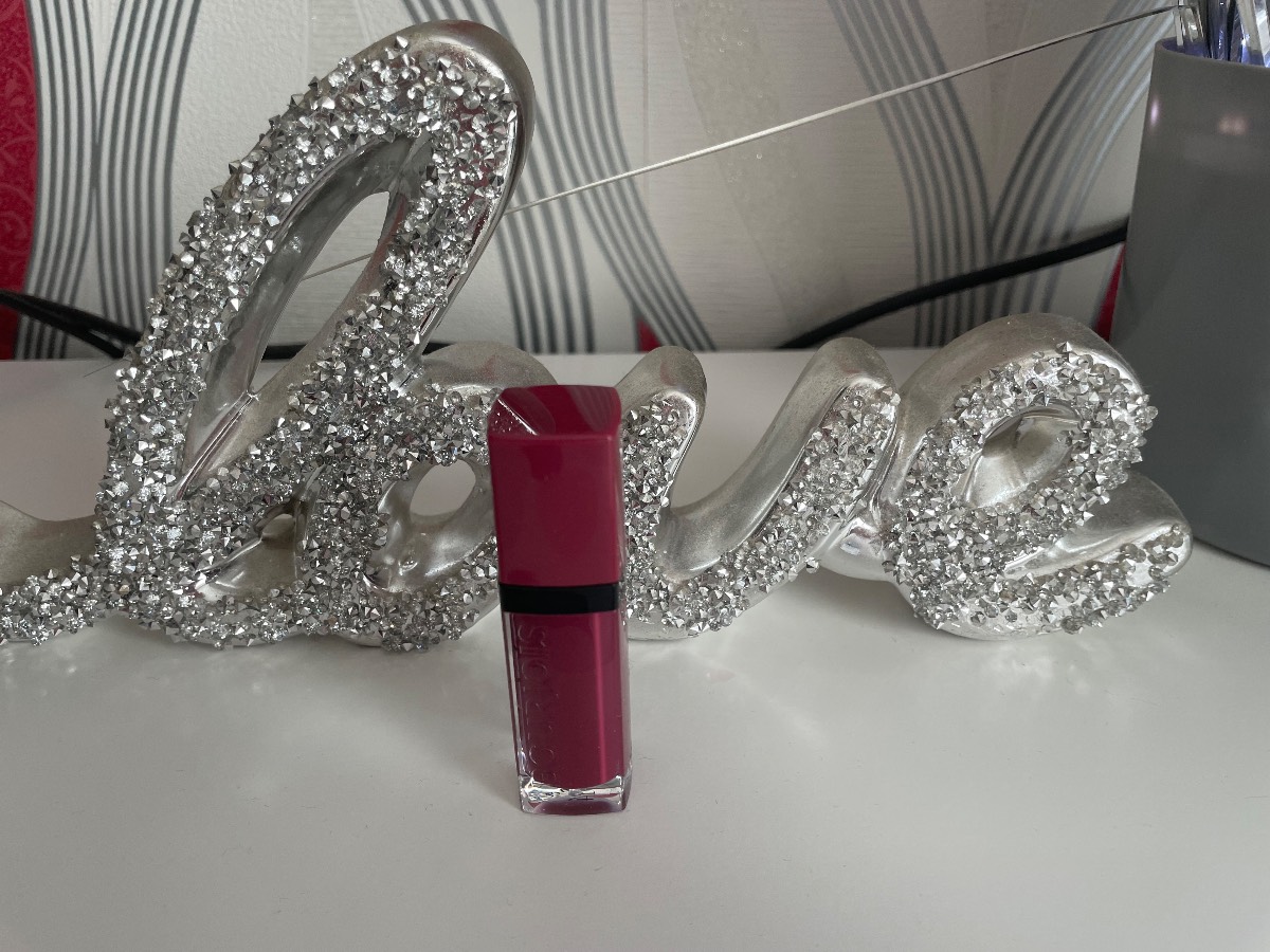 Bourjois matte finish lipcolor - # 14 plum plum girl