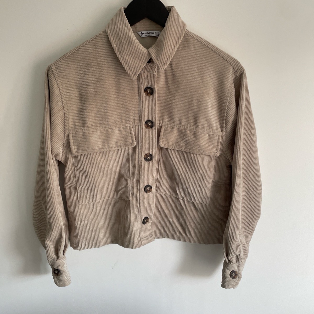 Stradivarius Corduroy Light Weight Jacket In-S