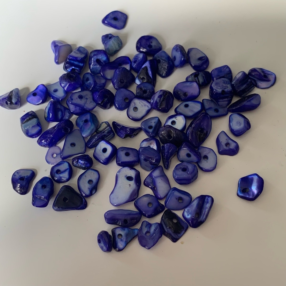 72 blue sodalite gemstone chips beads drilled for jewellery making crafting