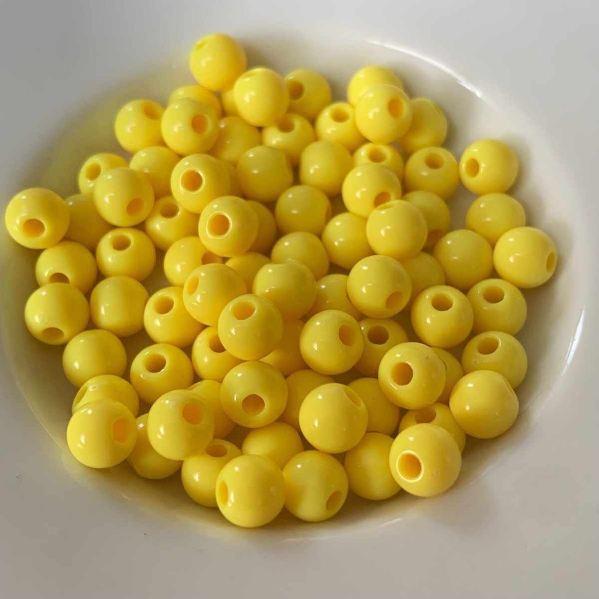 5.7mm - 80 yellow round beads