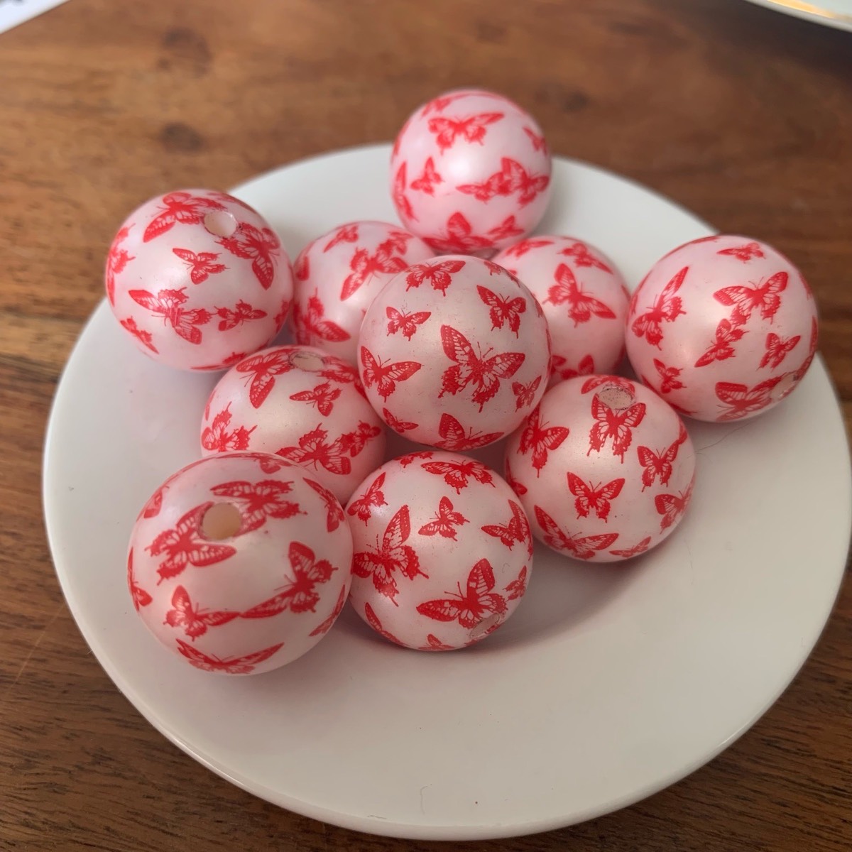 20mm - 10 white & red butterfly beads