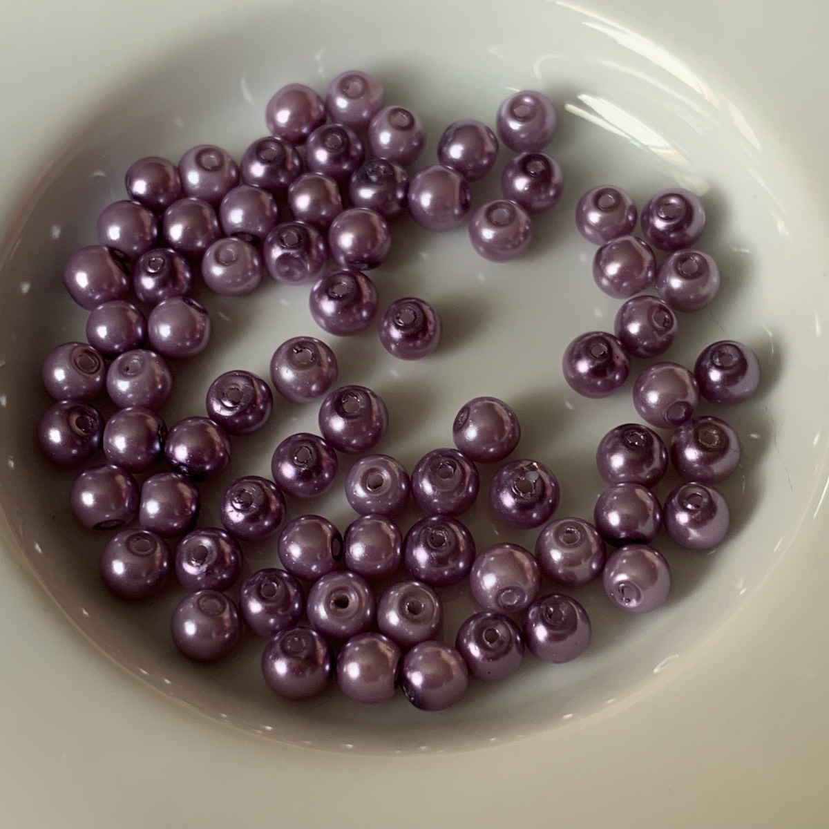 3.9mm - 71 lilac pearl glass beads for jewellery making crafting