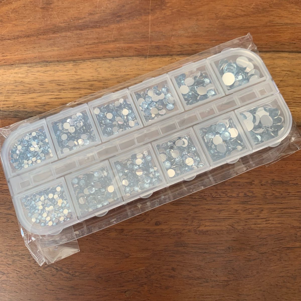 Pack of blue rhinestones for nail art crafting