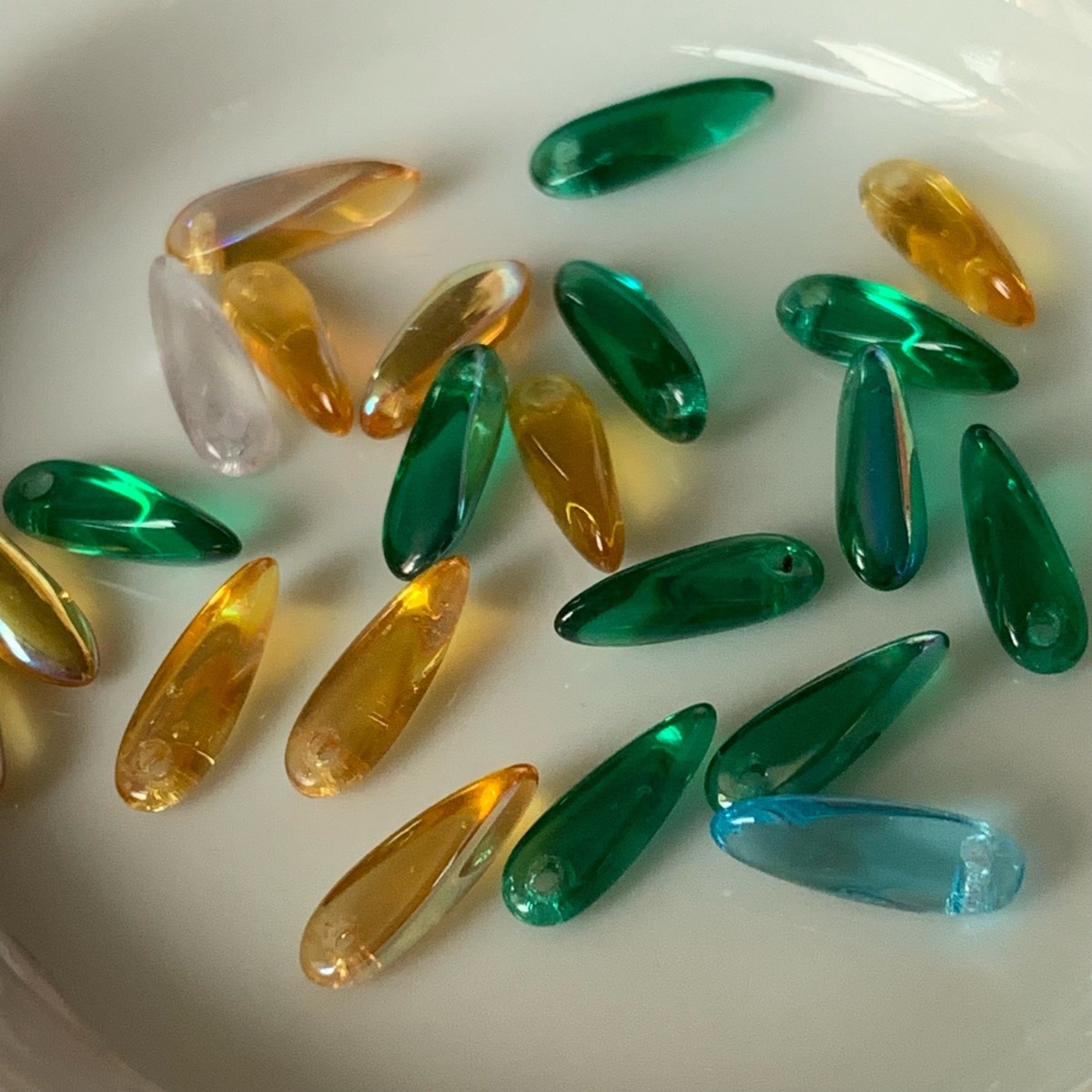 22 dagger beads drop beads top drilled 9.9 x 3.2mm