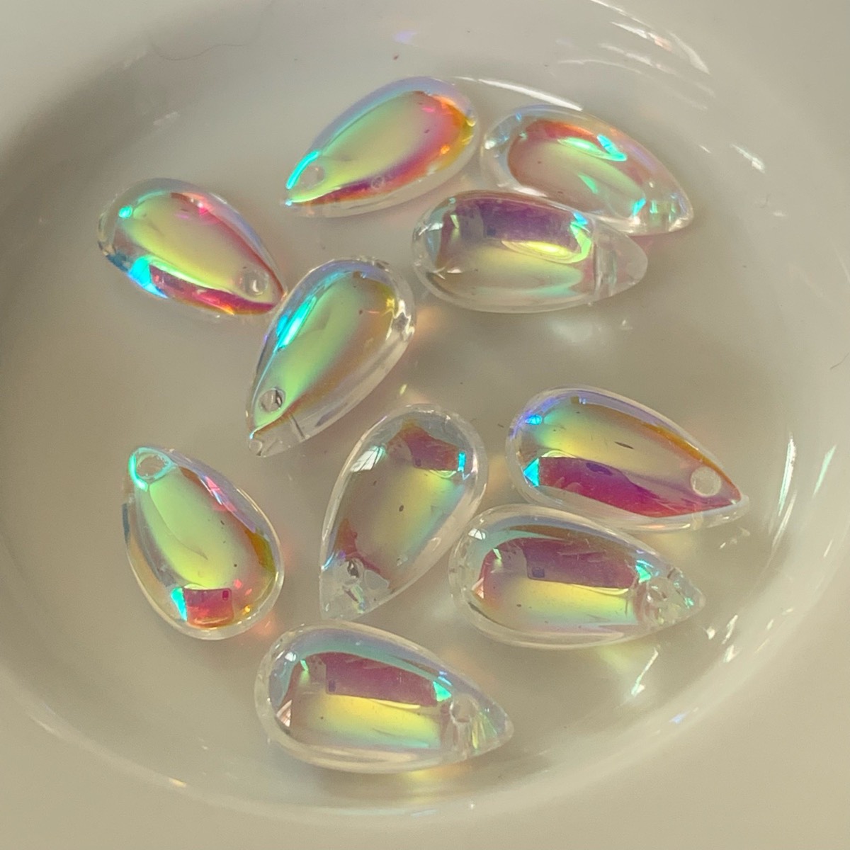 10 Iridescent Glass Drop Beads Droplets Teardrops for Jewellery Making Crafts