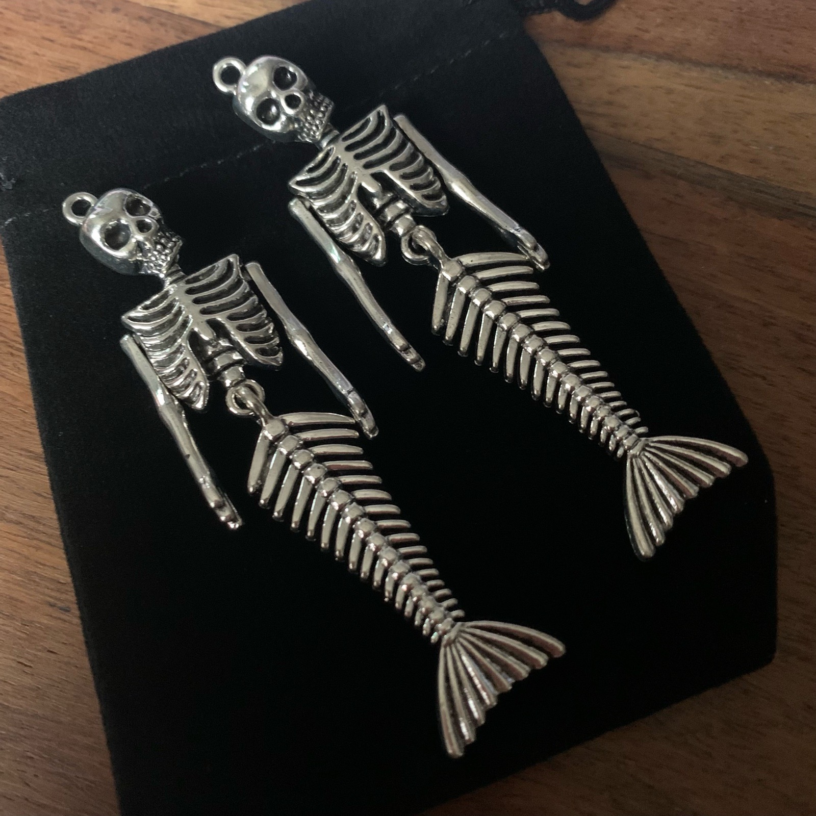 2 Mermaid Skeleton Pendants In Gift Bag 7.5cm Tall Halloween Decoration New