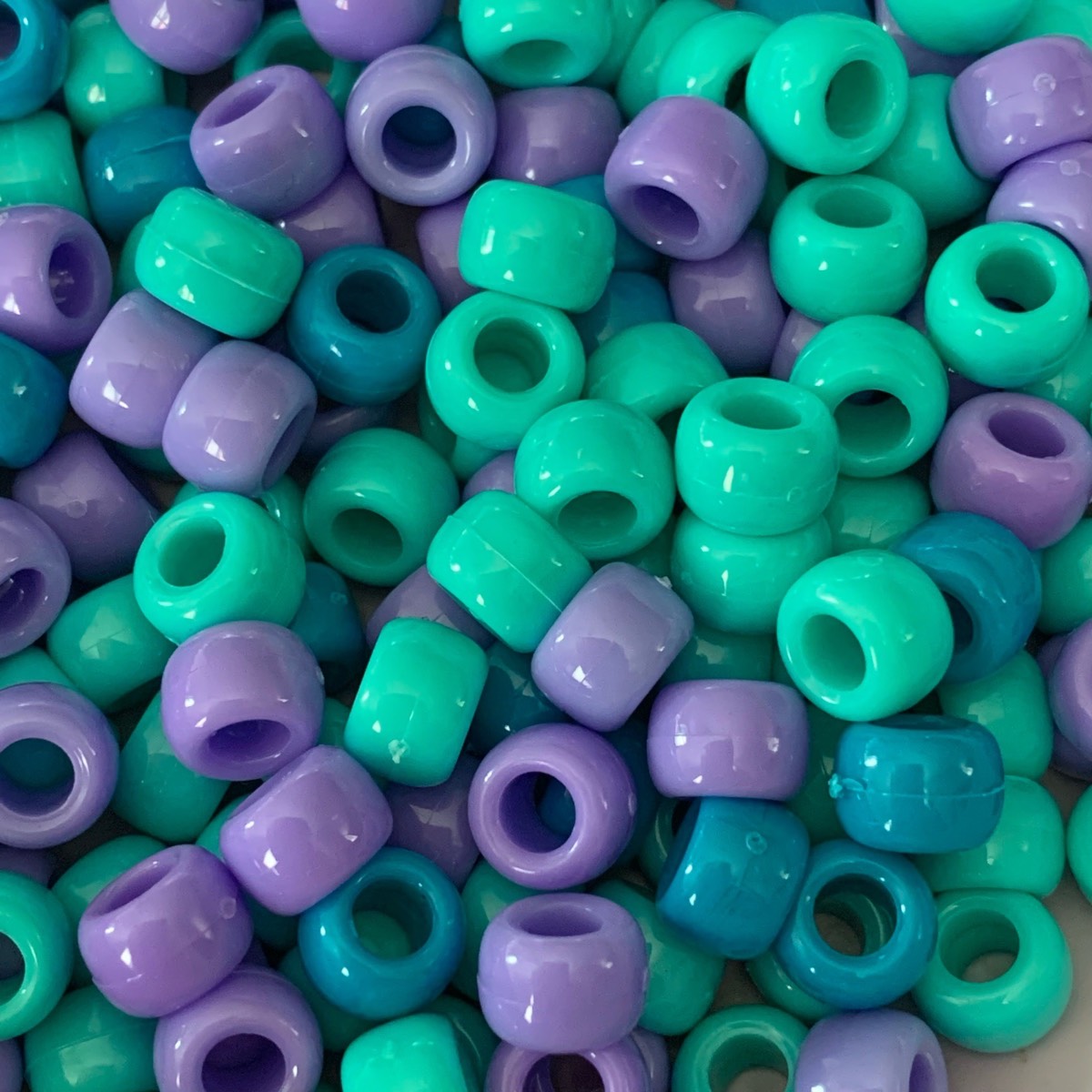 198 multicoloured pony beads 8.9 x 6.2mm