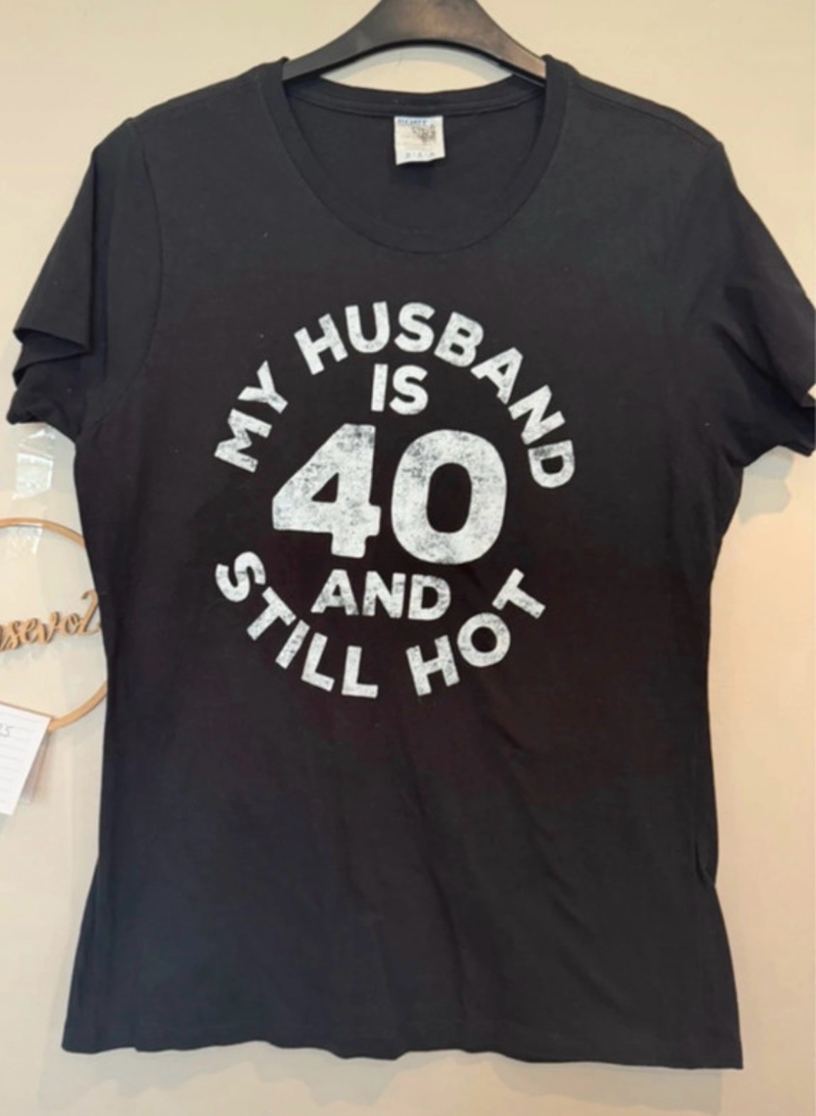 Used women's medium my husband is '40'