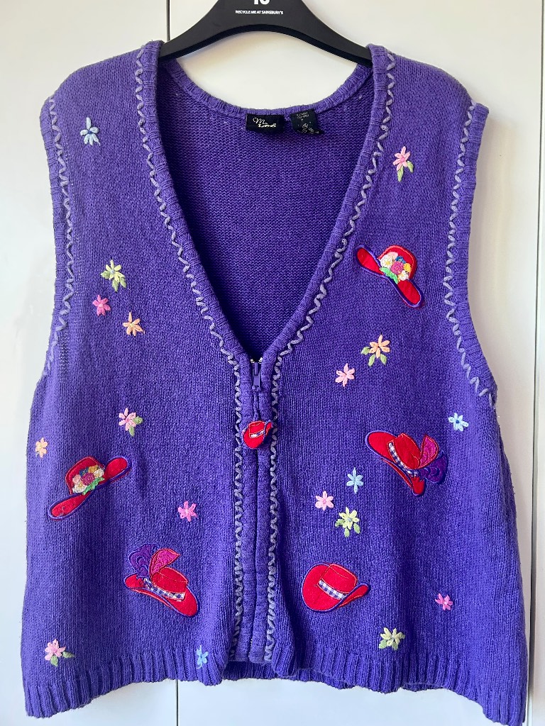 Vintage Ms Lee Purple Knitted Vest Embroidered Floral Hat Zip Up Size L Petite Range
