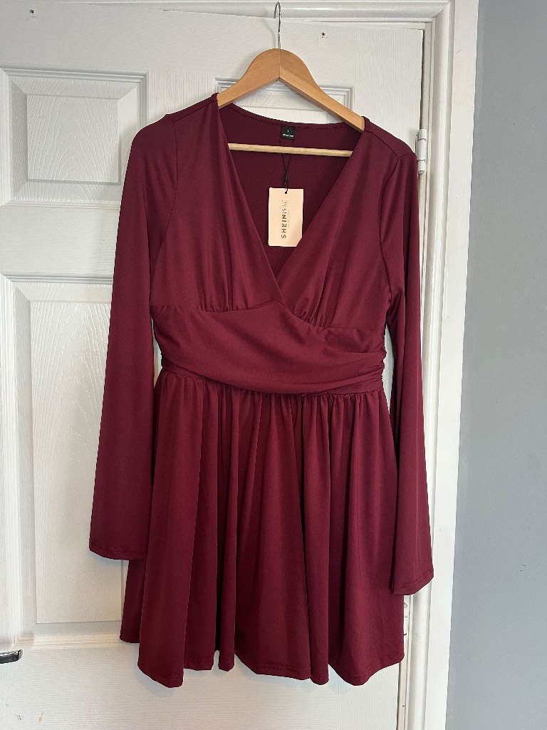 BNWT Sheinbae women’s burgundy occasion dress size large