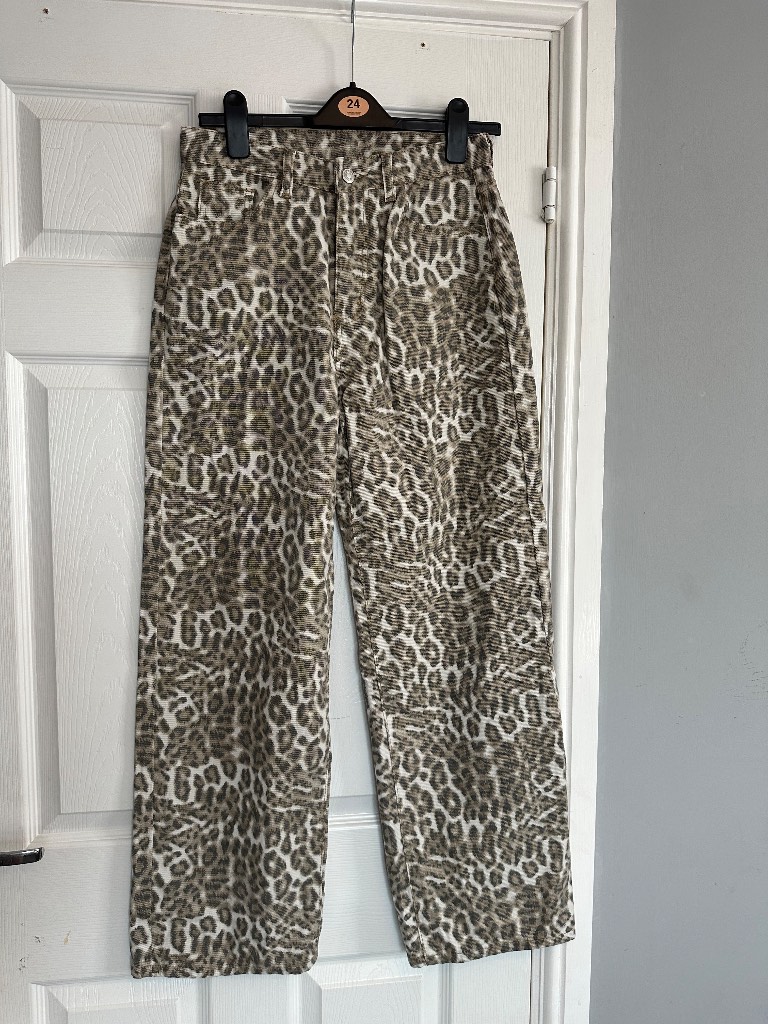Brand new wide leg high waisted leopard print jeans size large
