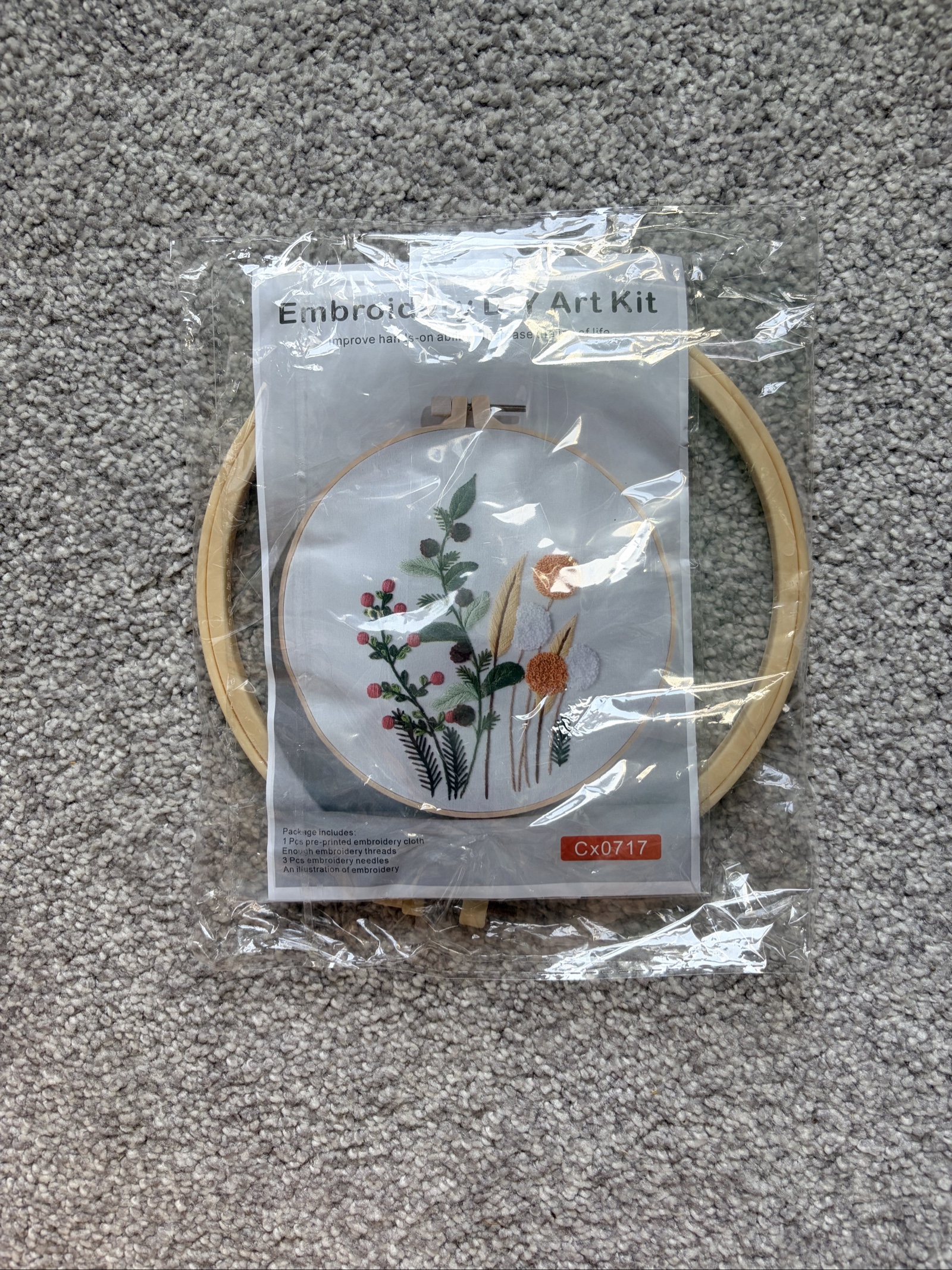 Embroidery DIY Art Kit – Botanical Wildflowers | Brand New & Sealed