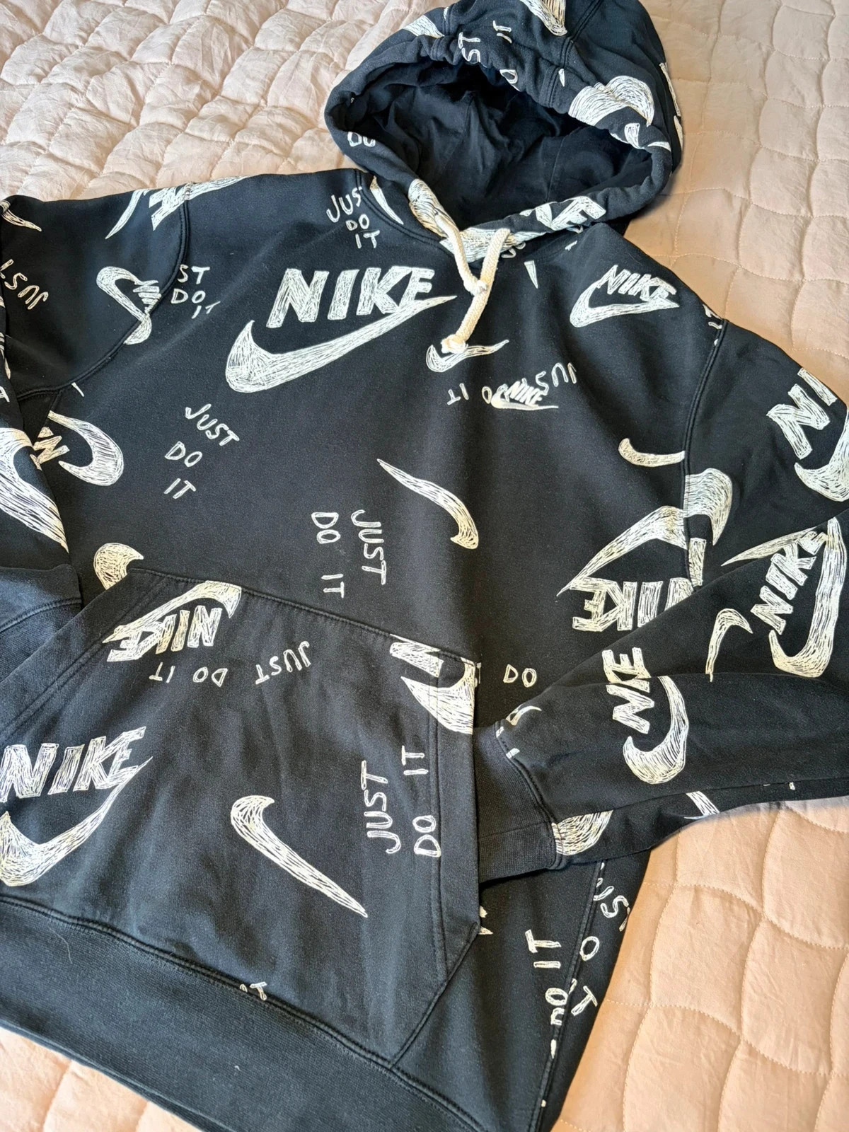 Limited Edition Nike All Over Print Swoosh Sketch Hoodie | Black White | Size M | Rare Design