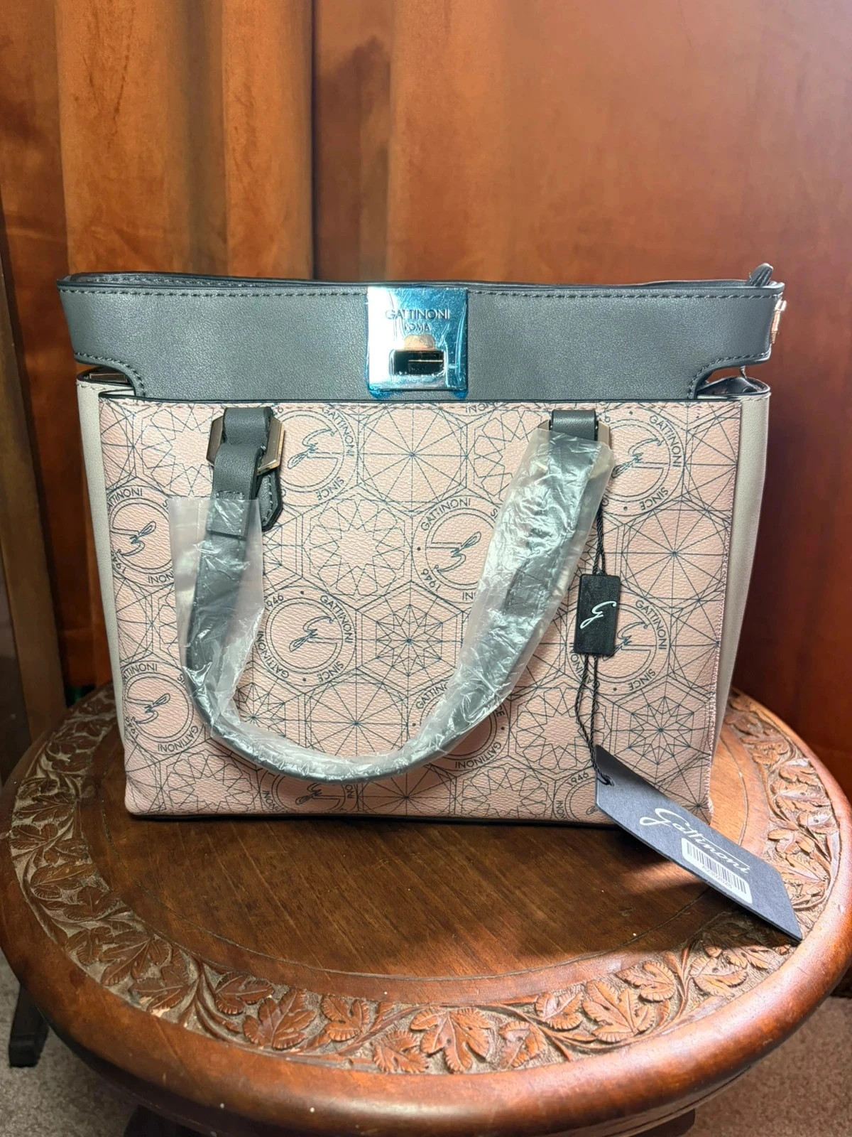 Gattinoni Roma Monogram Logo Handbag Grey Pink Crossbody Strap BNWT