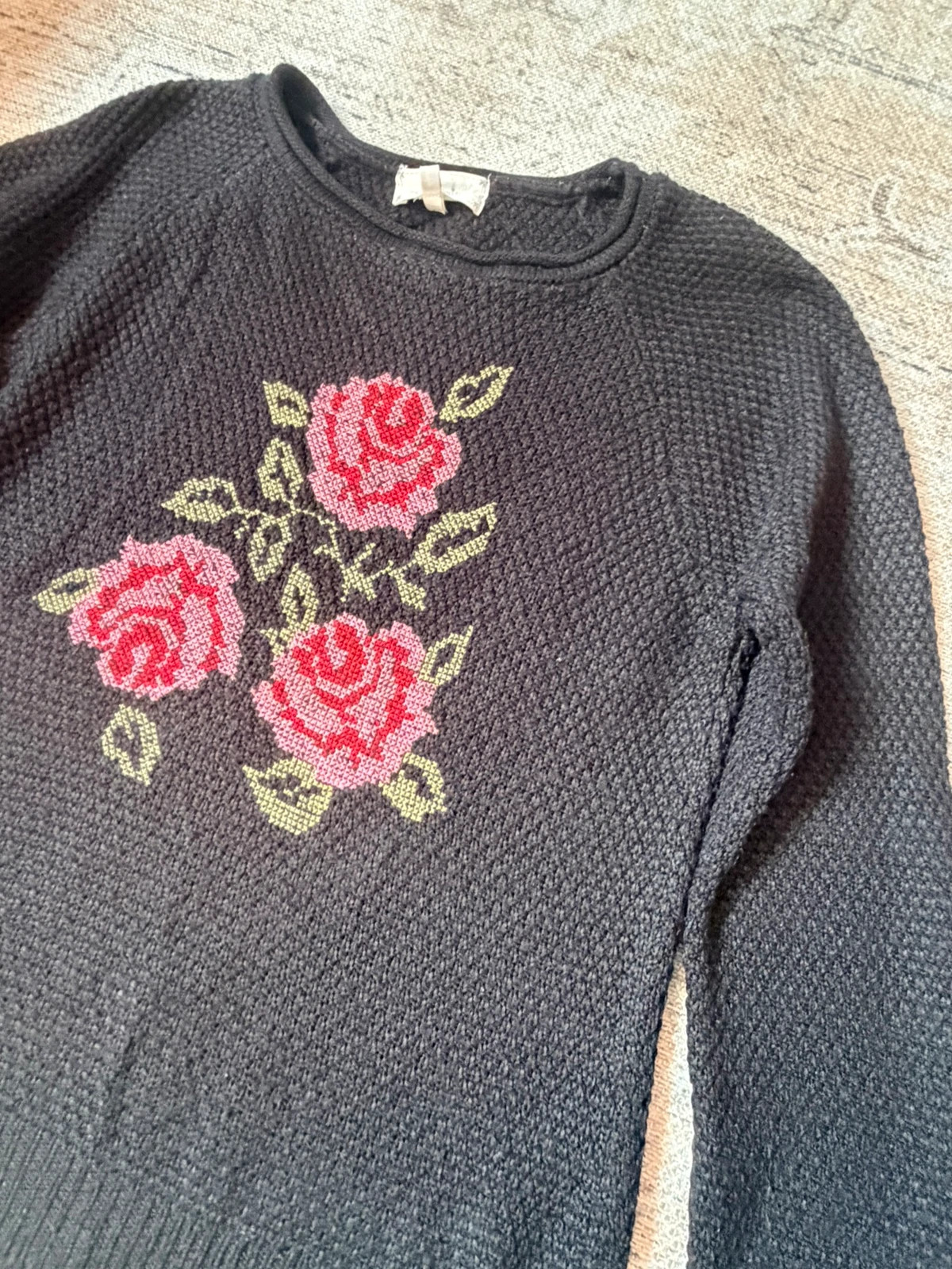 Vintage Y2K New Look Black Rose Floral Knit Jumper Size 10