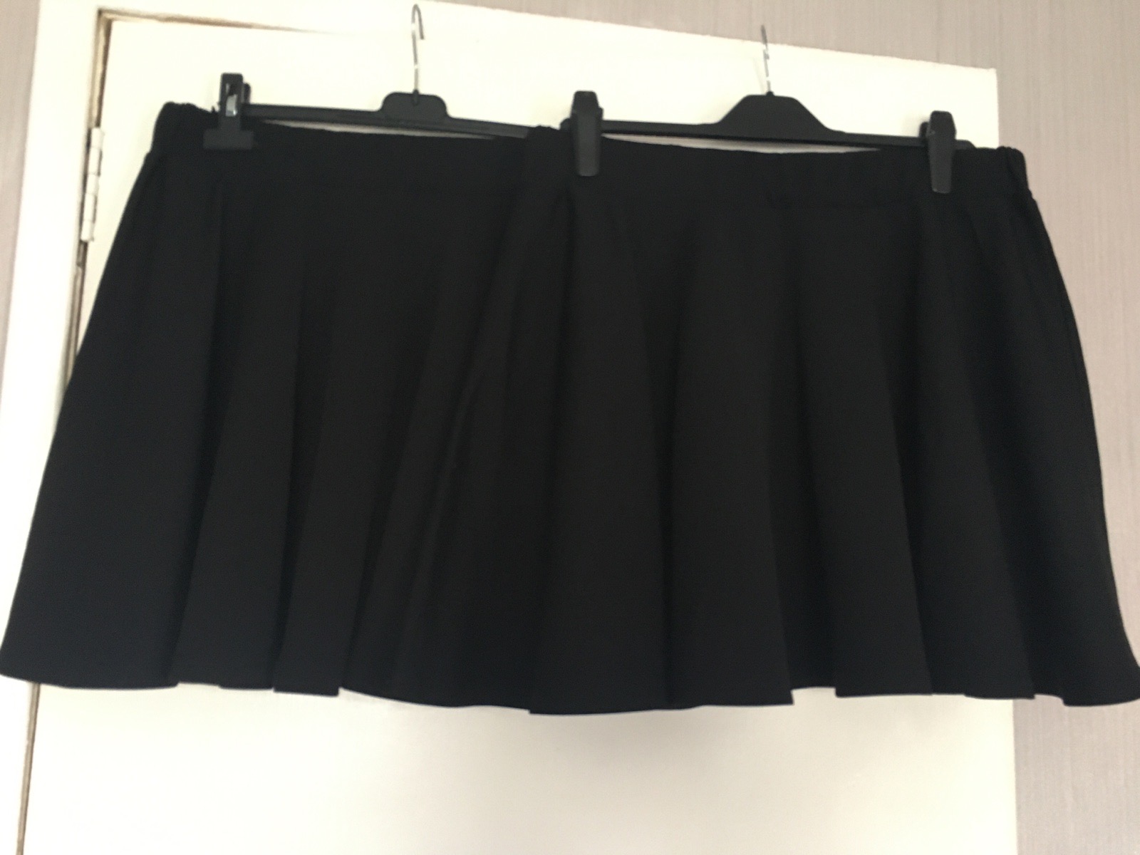 Black skater skirts