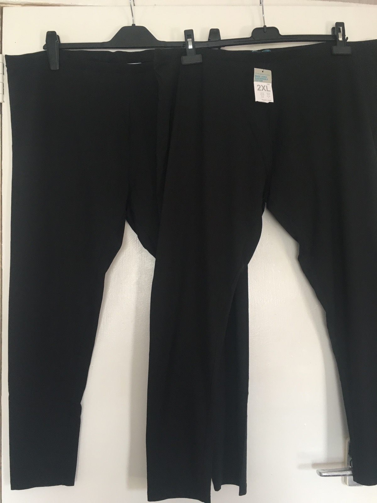 Black leggings