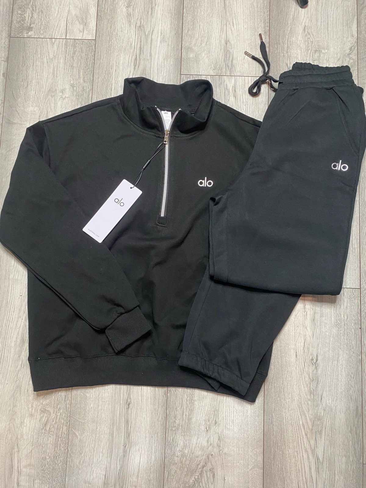 Alo Accolade Tracksuit Men's Size Small With Tags And Bag