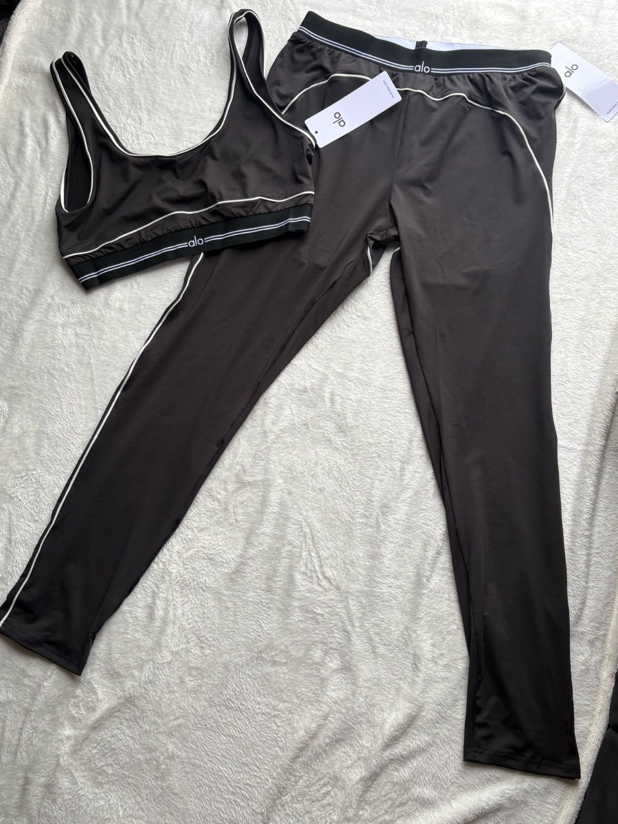 black and white alo set