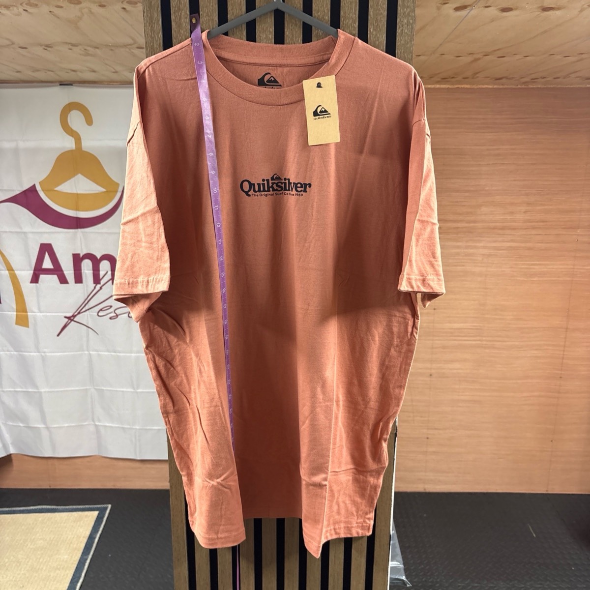 Quiksilver pink Colorway T-Shirt With Front Spell Out Logo size XL