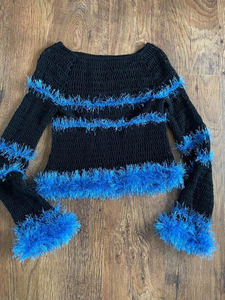 Handmade black and blue combi long sleeve mesh sweater one size fits uk 10-14