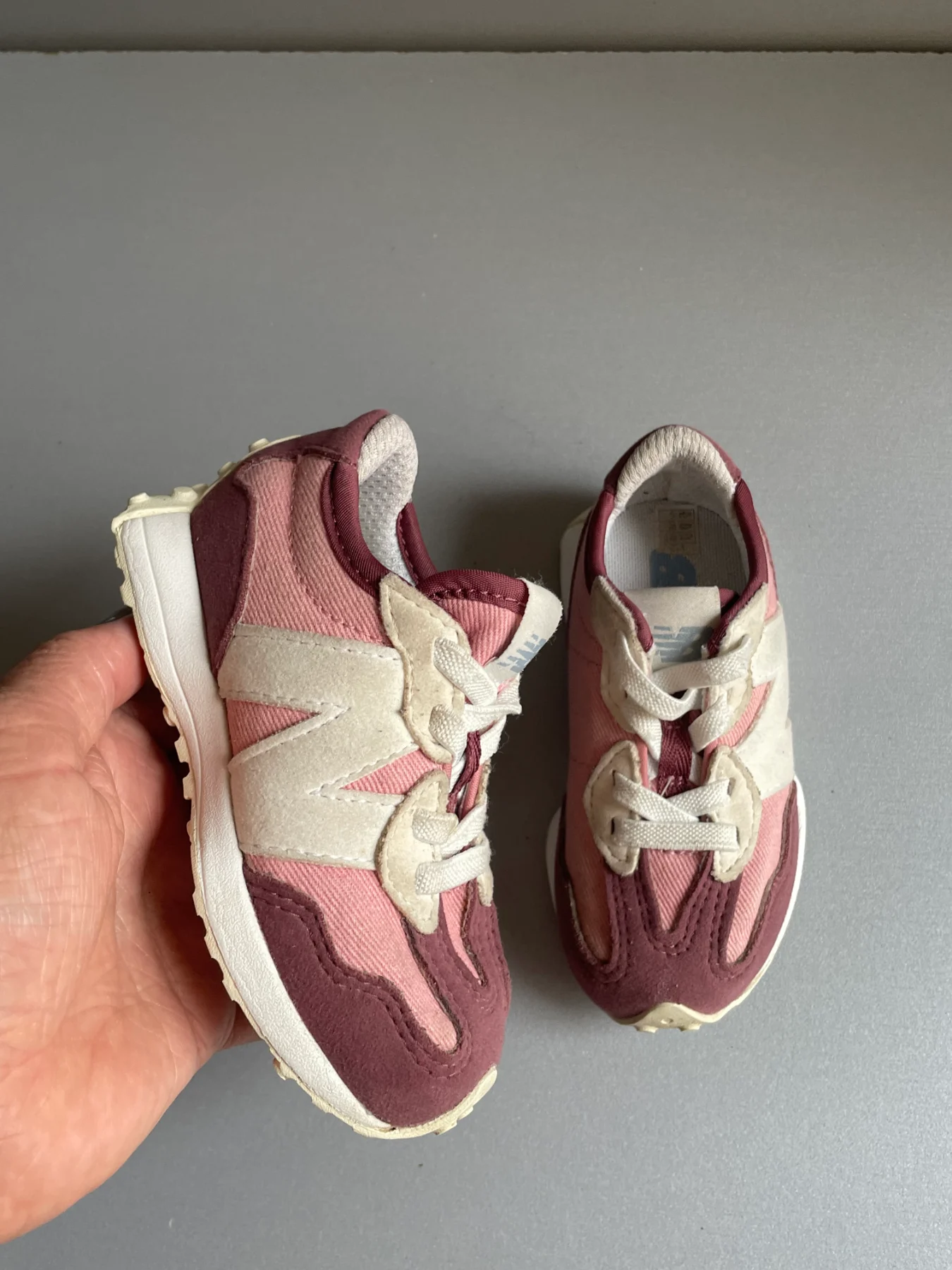 kids New Balance 327 burgundy and pink colorway sneakers uk 5.5 eur 22.5