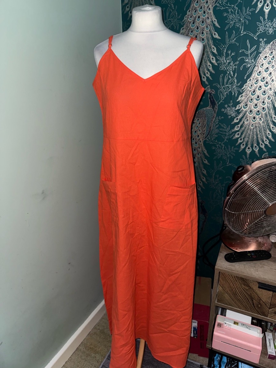 V-Neck Cami Maxi / Midi Dress with Pockets - Orange - Size M