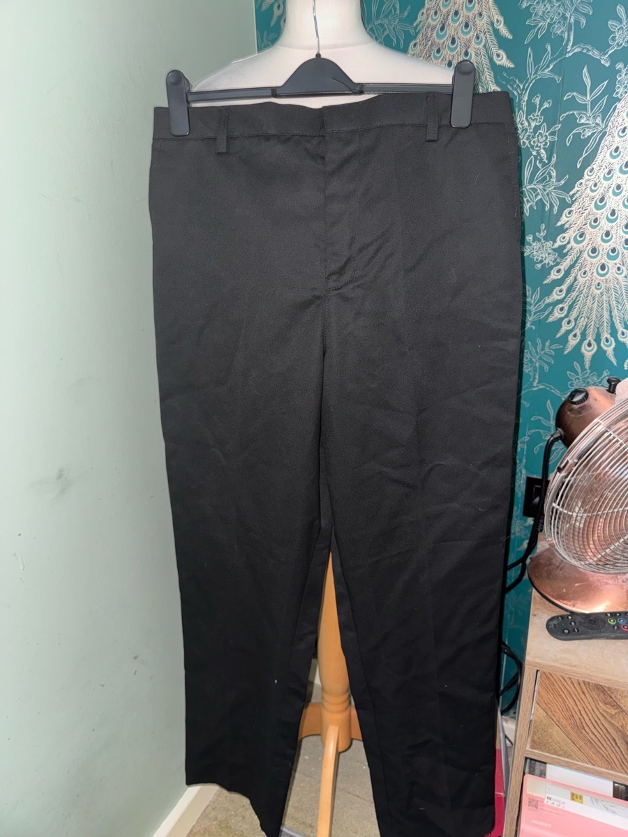 Boys half elasticated waist trousers black age 14-15 yrs