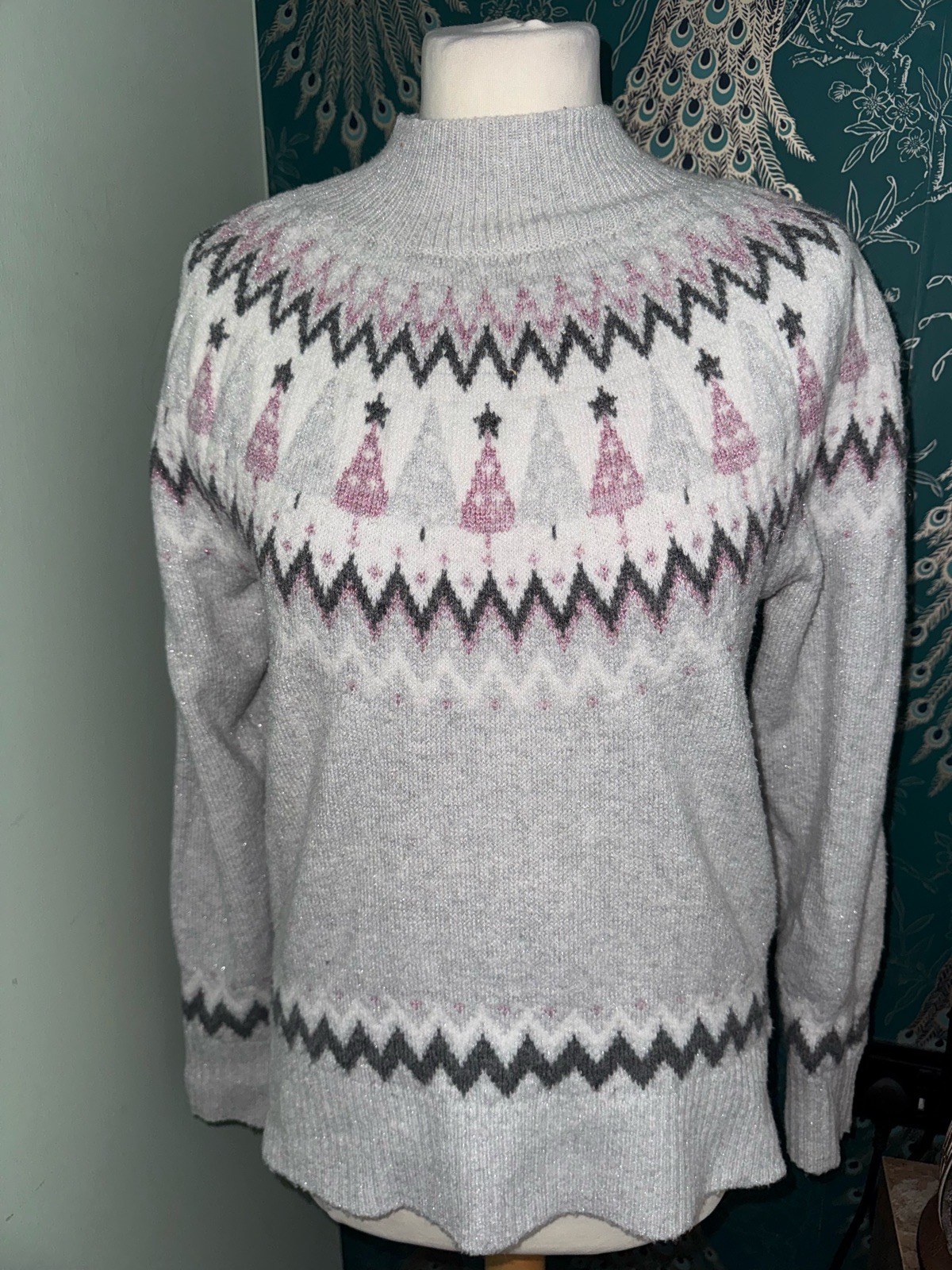 George Christmas Fair Isle Metallic Jumper / Sweater – Grey & Pink (Size M)
