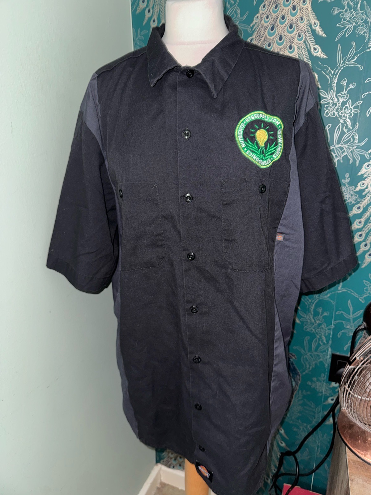 Vintage Dickies Work Shirt - HTG Supply Hydroponics Graphic Patch (2XL)