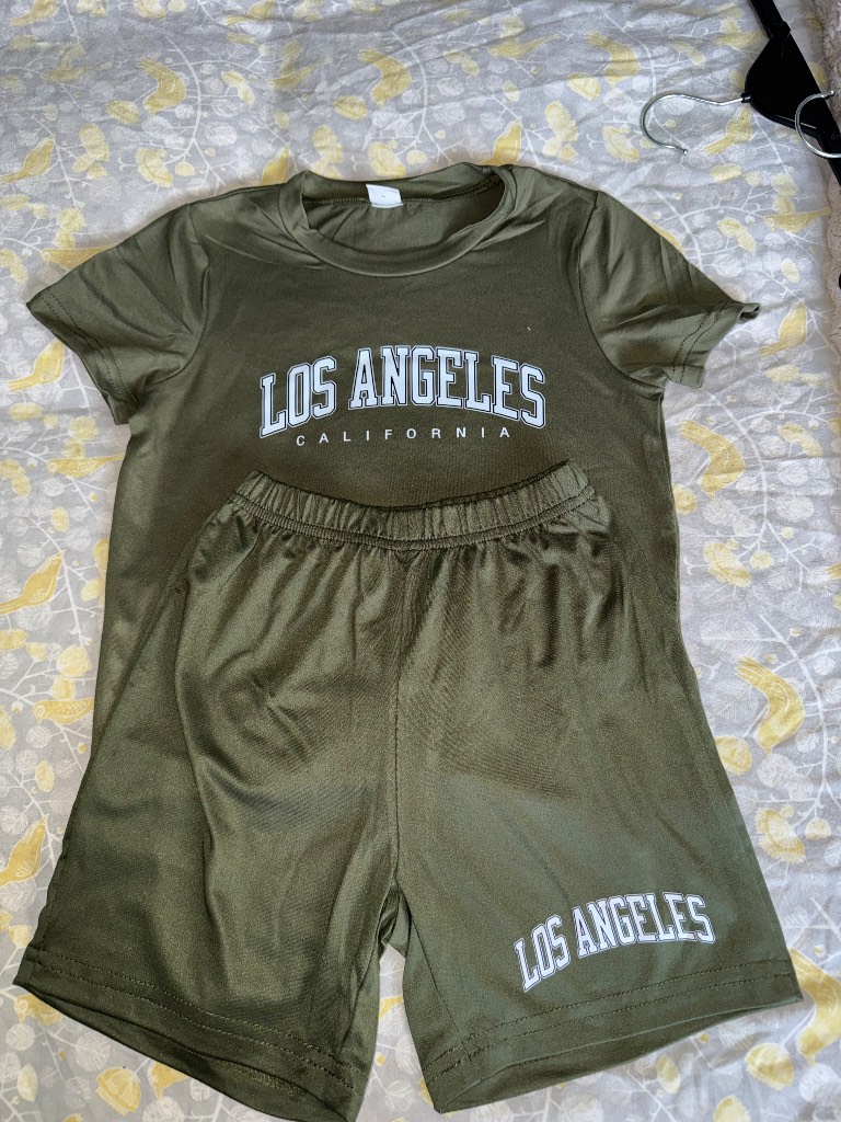 Shein boys shorts and matching t-shirt age 4 yrs